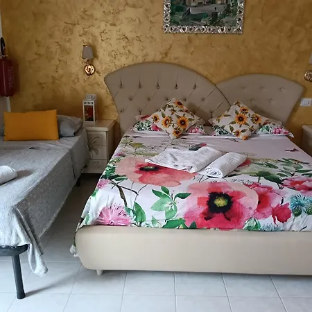 Guest house Piccola Residenza Cassandra 3*